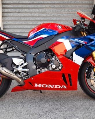 HONDA FIREBLADE  CBR RR 1000 R SP