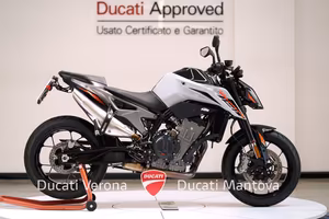 Ktm 790 Duke SOLO 3.138 km