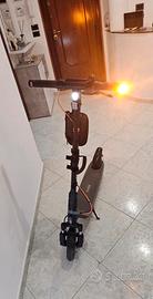Monopattino elettrico ninebot E2 plus