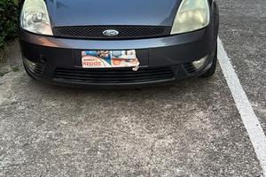 Ford fiesta benzina