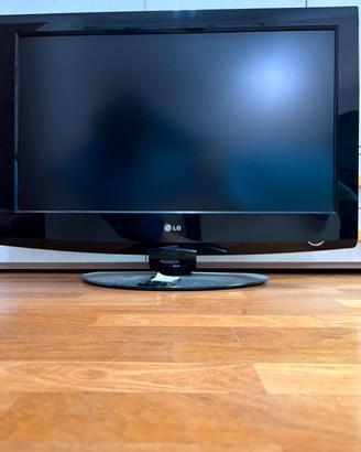 TV LG 32LG2000