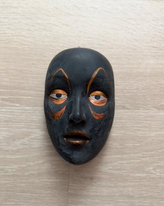 Maschera decorativa da parete – stile artistico