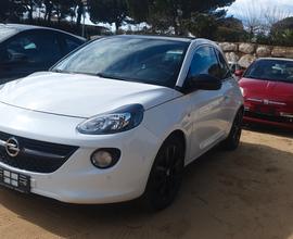 Opel Adam 1.4 87 CV Glam