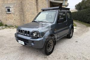 SUZUKI Jimny 1.3i 16V cat 4WD JLX