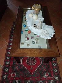 Porta tv e tavolino in noce.