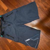 pantaloni corti MTB