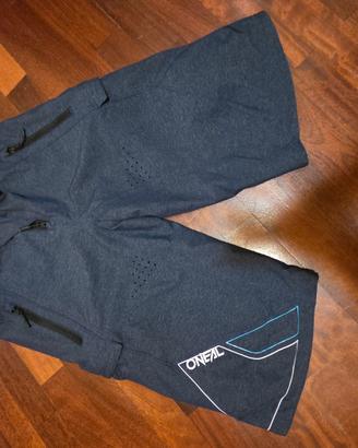 pantaloni corti MTB