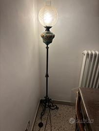 Lampada da terra anni 70.