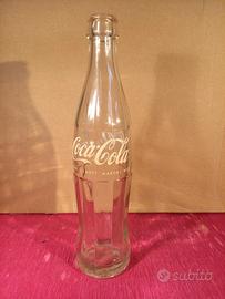 Bottiglia Coca Cola in vetro anni sessanta alta 25