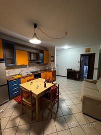 Cucina completa + divano letto