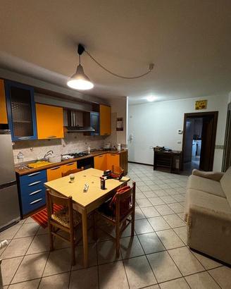 Cucina completa + divano letto