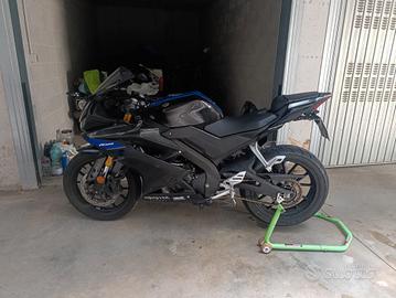 Yamaha r125 ABS Monster permuta 