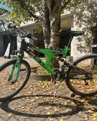 Mountain Bike 26 “verde e nera” - Shimano