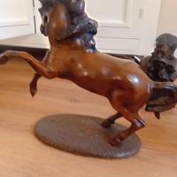Varie statue