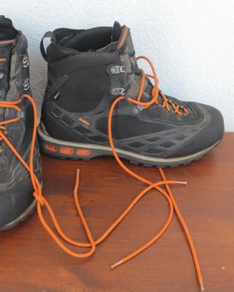 Scarponi da trekking AKU 44,5