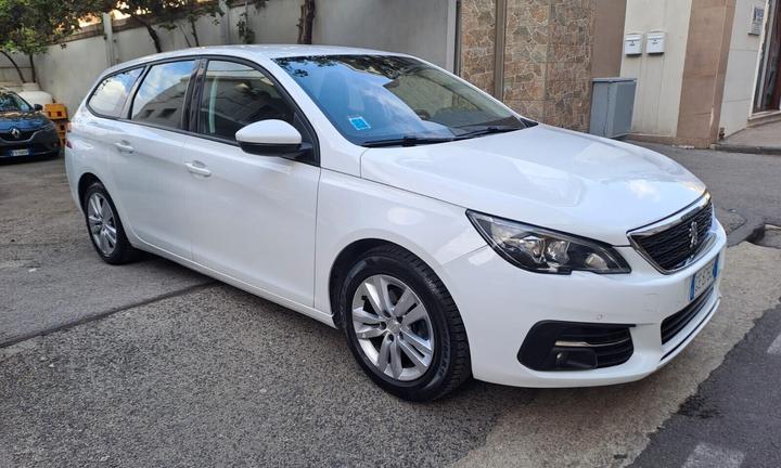 Peugeot 308 BlueHDi 130 garantita