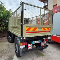 Veicolo usato Bucher BU macchina operatrice