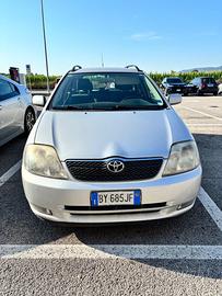 Toyota corolla usata