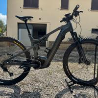 Ebike focus thron2 6.8