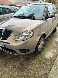 Lancia Y 1.3 Multijet oro