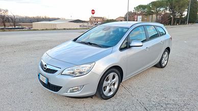 opel astra j 1.7 cdti 110cv anno 2012