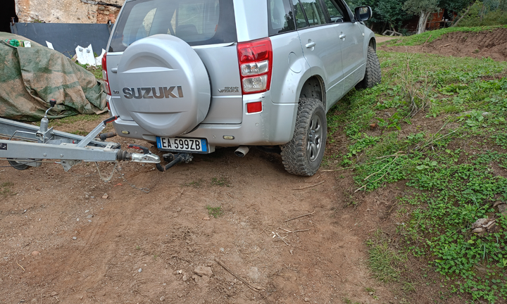 Fuoristrada 4x4 grand vitara