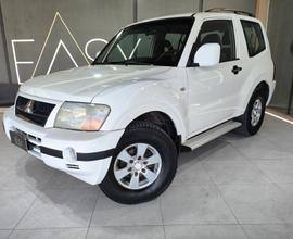 Mitsubishi Pajero 3p 2.5 tdi GL 115CV * DIFFERENZI