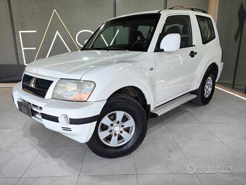 Mitsubishi Pajero 3p 2.5 tdi GL 115CV * DIFFERENZI