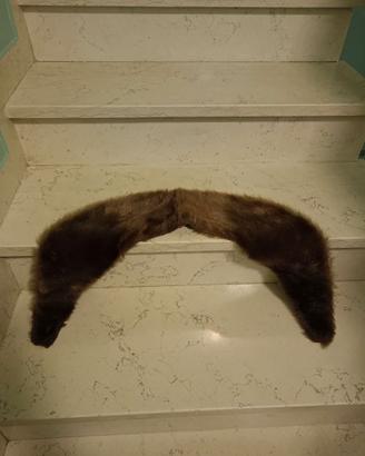 Collo in pelo di cinghiale