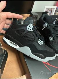 Jordan 4 SE black canvas