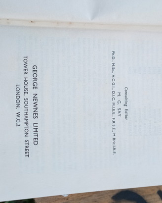 Libro elettrotecnico reference book ingegnere