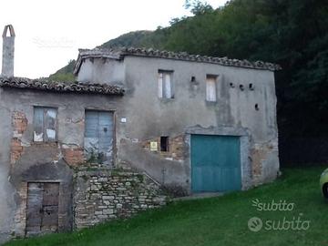 Rustico da ristrutturare