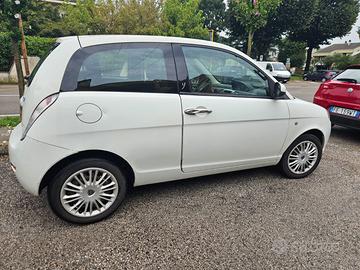 Lancia ypsilon 1.3 multijet diesel 75cv