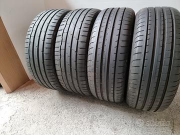 4 gomme 225/45/18 estive
