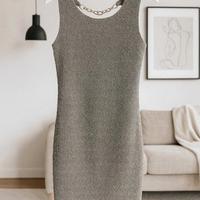 Abito smanicato elegante con dettaglio catena Cod.