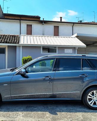 Mercedes-benz E 200 CGI BENZINA E5 AUTOMATICO