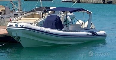 Gommone Alson 880 flash - motori 180 ore di moto