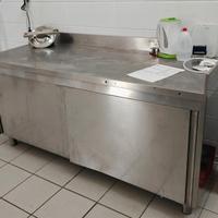 Lavandino laboratorio + Bancone da lavoro inox