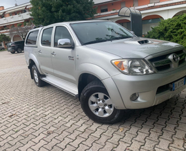 Toyota Hilux 4x4