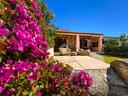 villa-a-schiera-a-loiri-porto-san-paolo