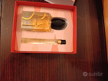 Cofanetto profumo + profumo tascabile