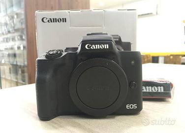 Canon EOS m50 + Ef 18-80mm + accessori