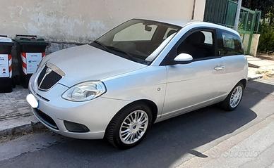 Lancia Ypsilon 1.2 Argento