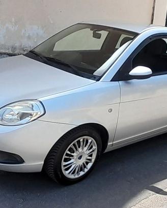 Lancia Ypsilon 1.2 Argento