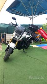 Moto naked full optional
