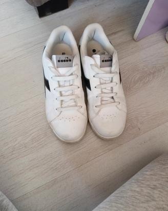 scarpe Diadora 