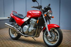 Triumph Trident 750