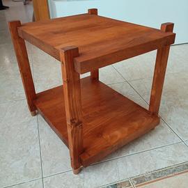 Tavolino di piccole dimensioni 