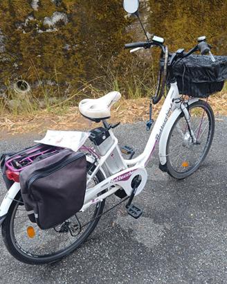 Bicicletta elettrica Bottecchia modello Lady 26