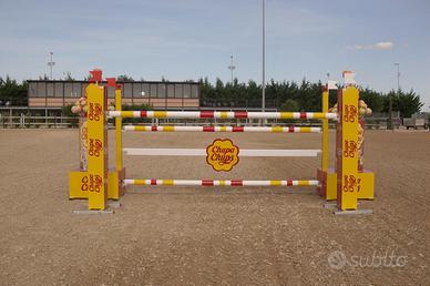 Salto ostacoli “chupa chups”